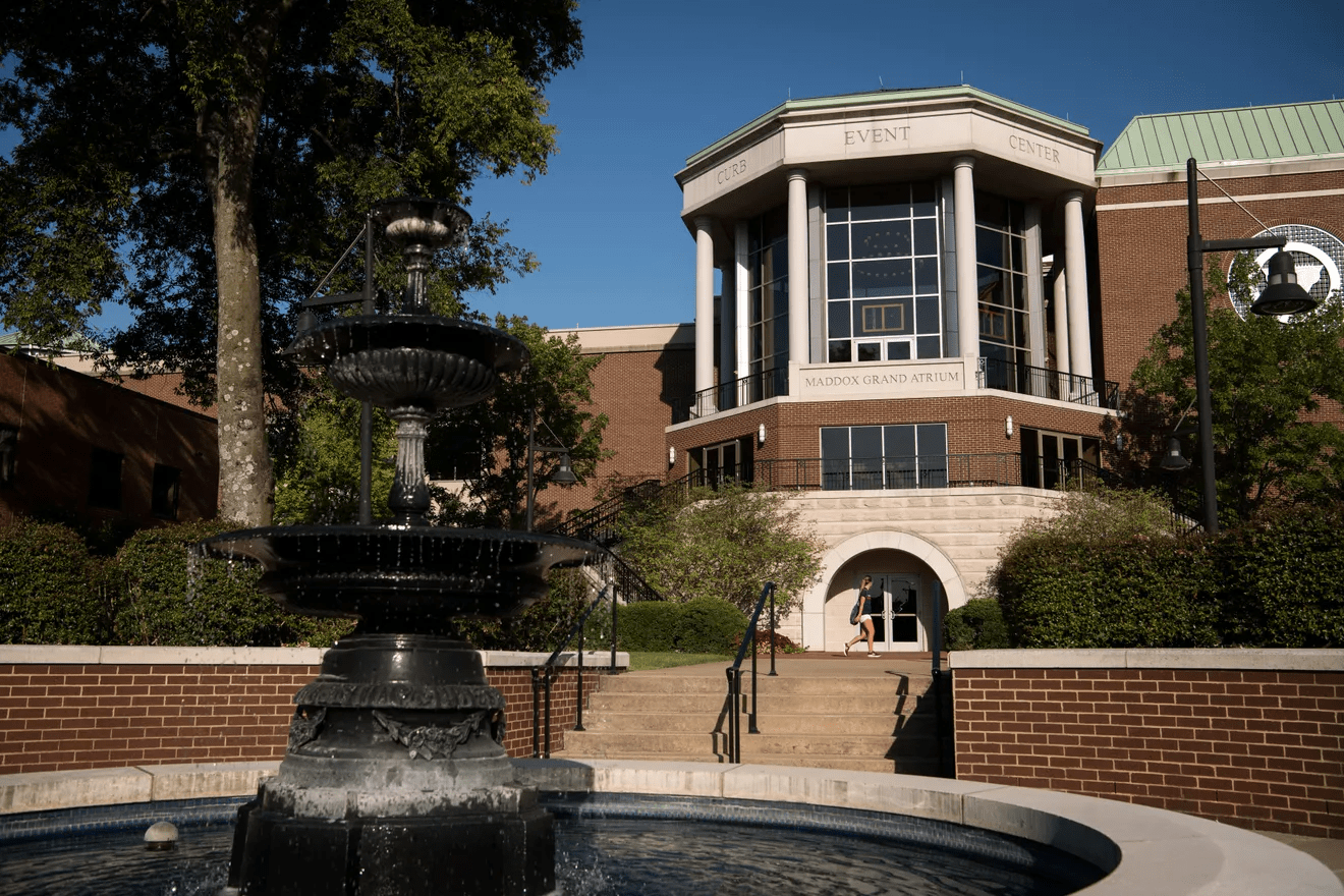 Photo of a fountain and building on Belmont's campus